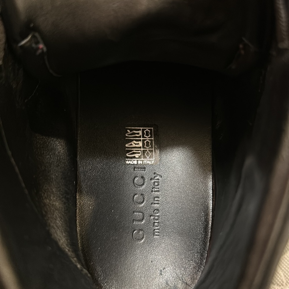 Gucci. Men’s, leather, spiked high top shoe. - Picture 8 of 8